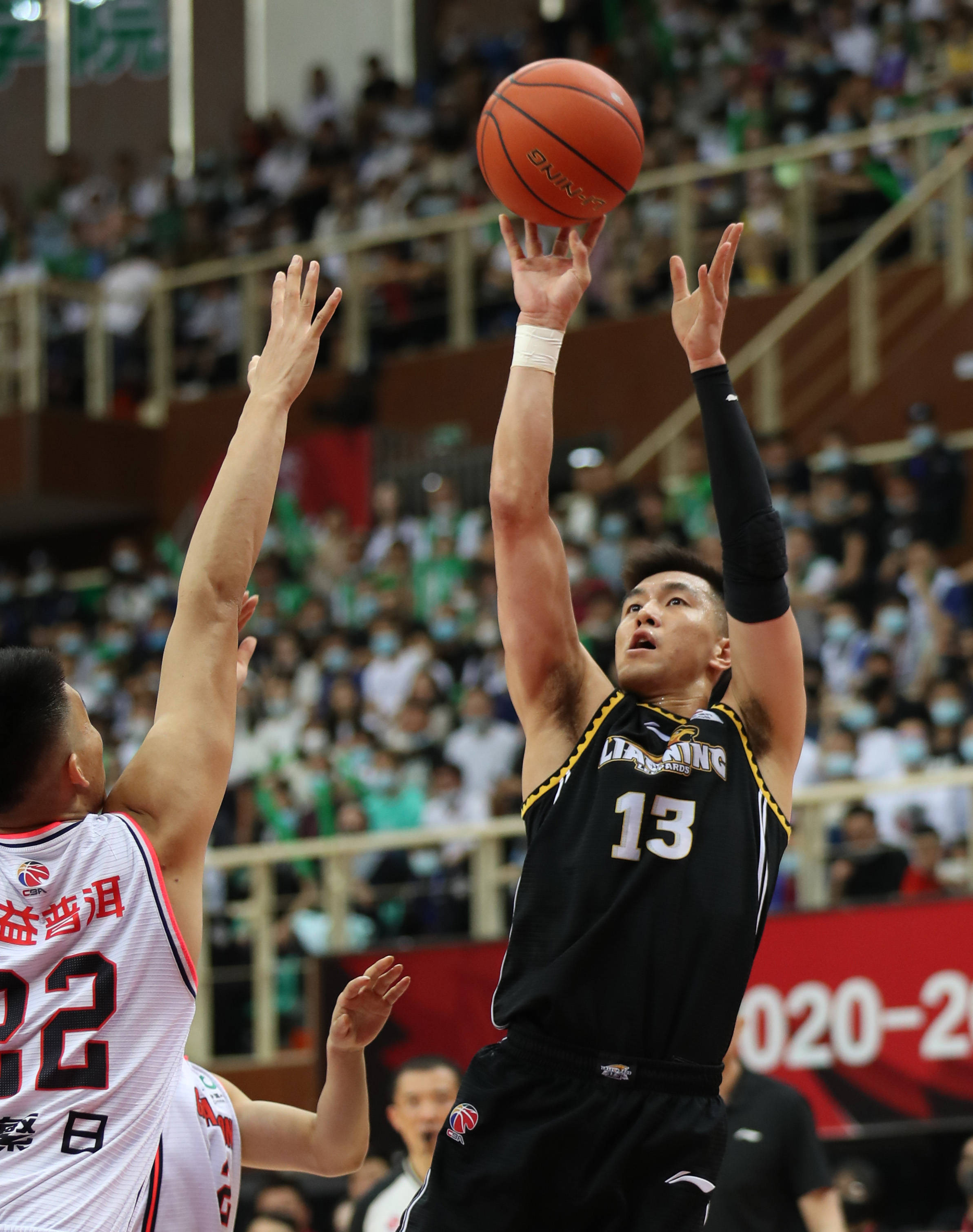 在年龄和竞 在年龄和竞