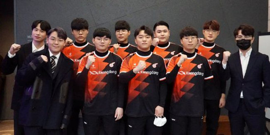 他们在摆脱 他们在摆脱